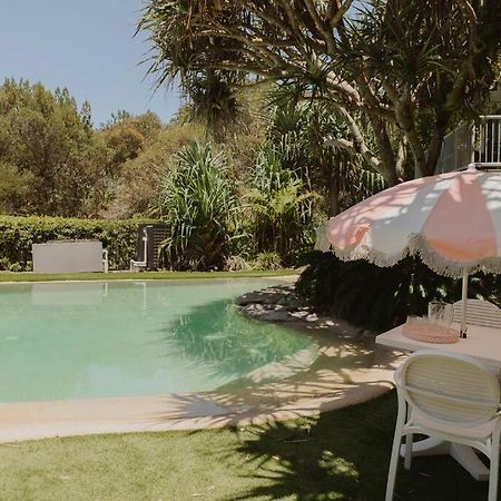 Brand New Coolum Beach Oasis Apartment Exterior photo