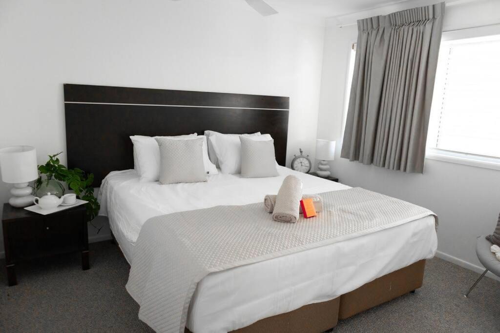 Brand New Coolum Beach Oasis Apartment Exterior photo