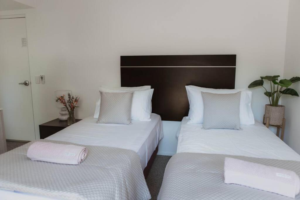 Brand New Coolum Beach Oasis Apartment Exterior photo